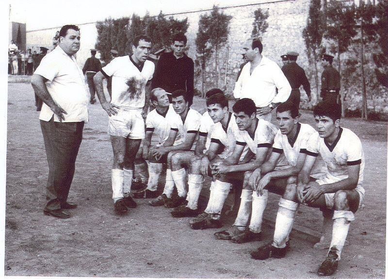 1967deki-turkiye-kupasi-finali-maci-nda-uzatmalar-oncesi-son-toplanti